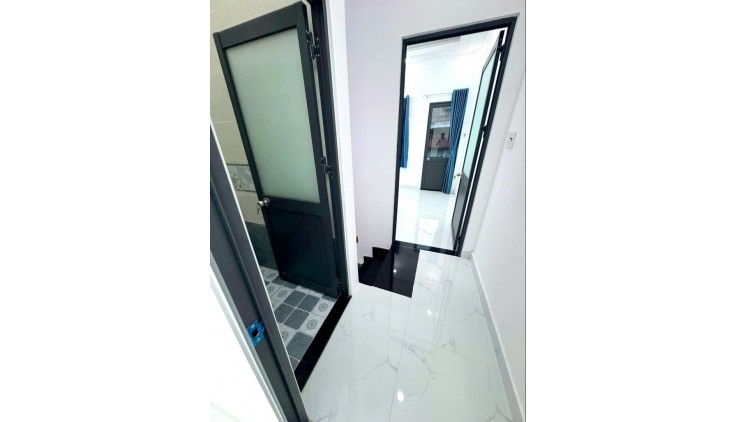 NHÀ 2 TẦNG NGAY GÒ XOÀI - LÔ TƯ, HẺM THÔNG, 21M2, SỔ VUÔNG GIÁ CHỈ 2.X TỶ